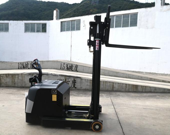 Pallets électriques à batterie 5T en état de marche 1