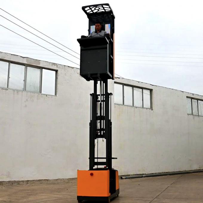 Pileur de commandes d' entrepôt OEM, camion à empilage à moteur, pileur de commandes à plusieurs niveaux, hauteur de levage de 23 pieds 2