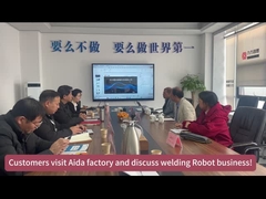 Équipement de soudage automatique robotisé pour l'industrie de la fabrication des métaux / de l'industrie automobile